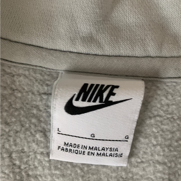 Nike 1/4 Zip Grey Sweatshirt Kids Large - Picture 3 of 6